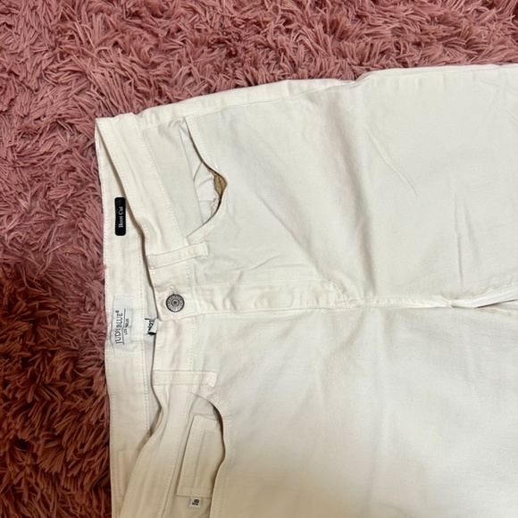Judy Blue Bootcut White Jeans size 13/31 Women’s - Picture 3 of 6